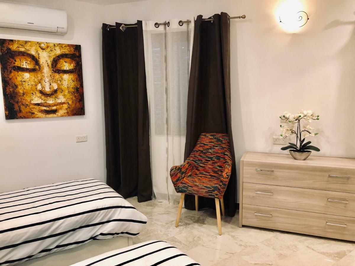 Villa Modern Maltese House à Sliema Extérieur photo